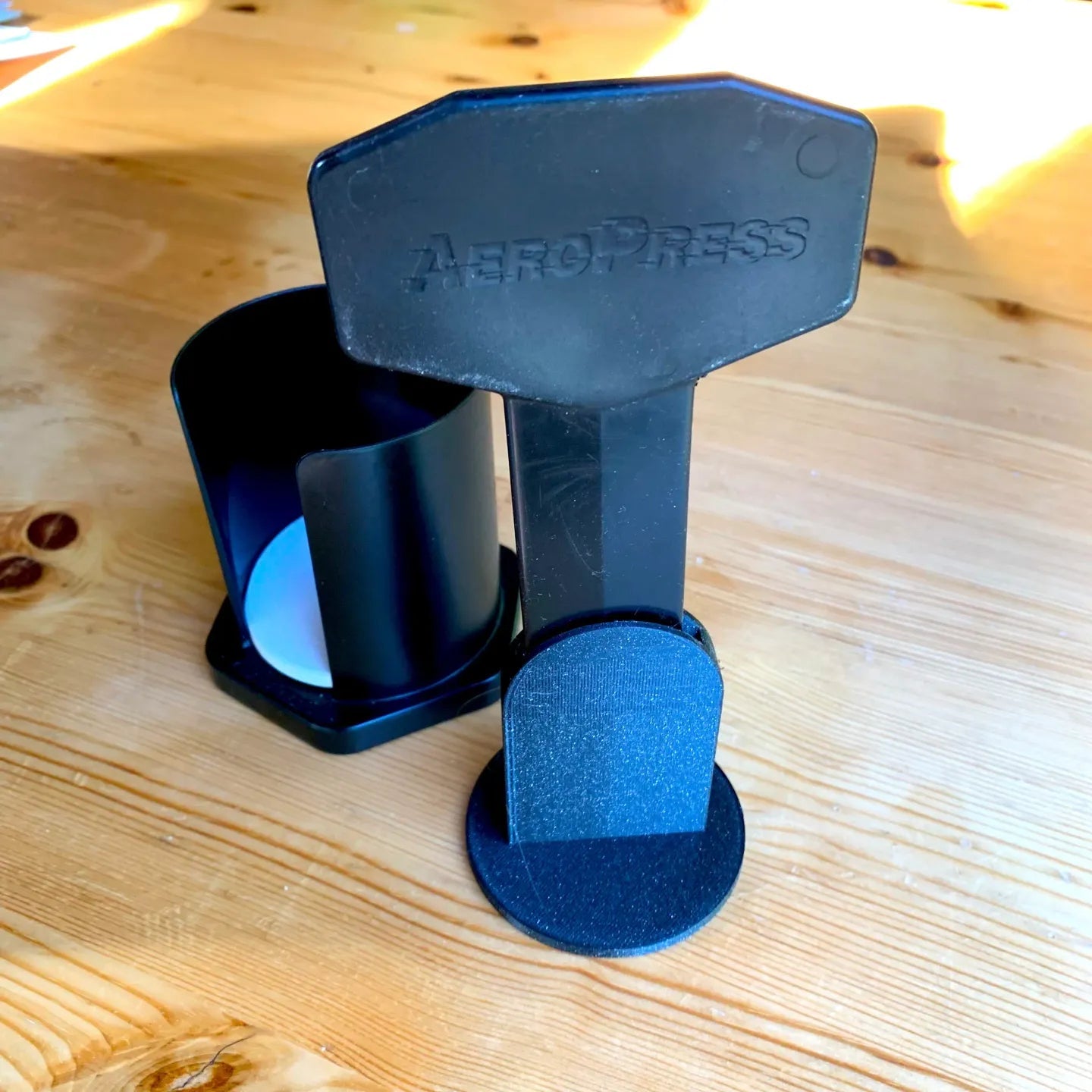 Aeropress Filter Cover with Stirrer Storage – 3D Model - MJS.ART